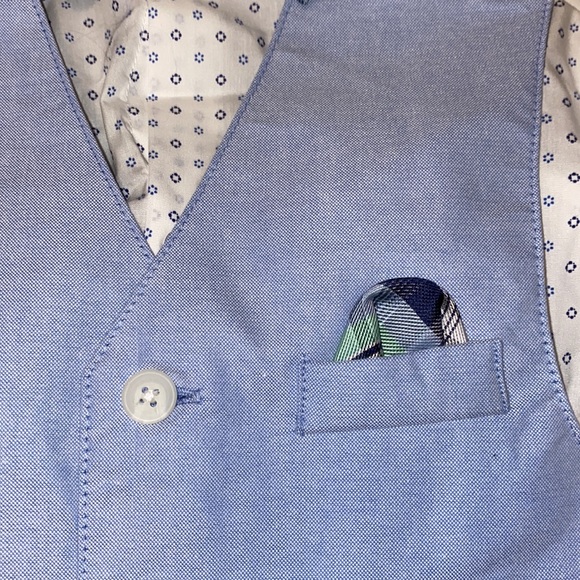 Nautica 4 piece suit - Picture 6 of 7